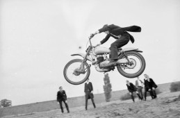 Vintage-Off-Road-Motorcycle-Buying-Guide